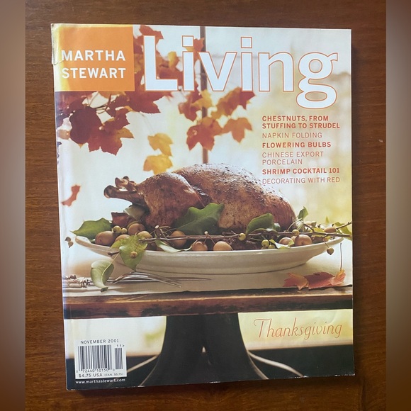 Set of 2 Martha Stewart Living Magazines - Nov 1997 and 2001 - Picture 4 of 5